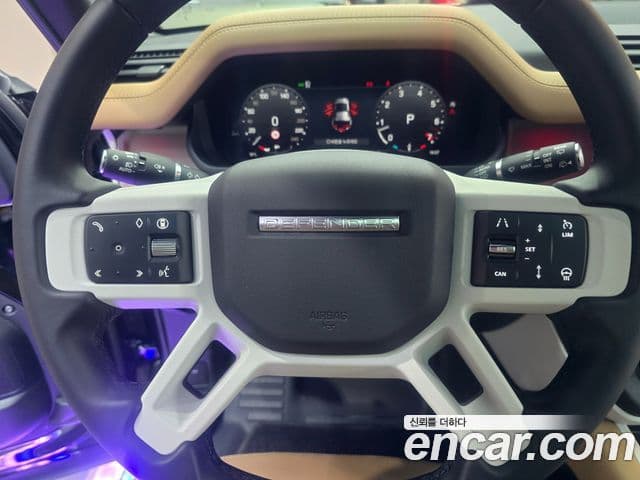 Land Rover Defender 2025 — ფოტო 8/20