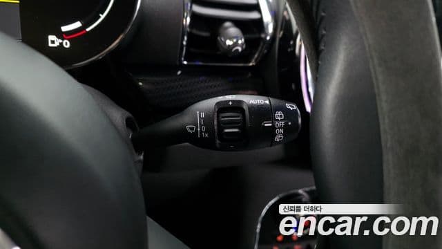Mini Cooper Clubman 2021 — Şəkil 19/20