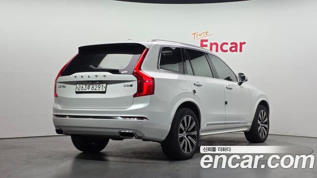 Volvo XC90 2020 — Photo 15/20