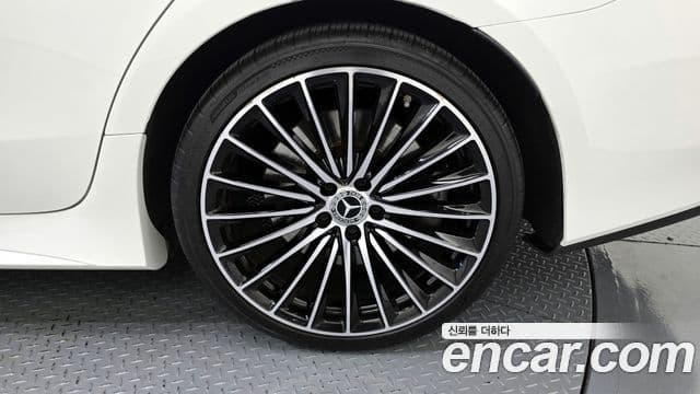 Mercedes-Benz CLS-Class 2022 — Photo 13/20
