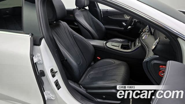 Mercedes-Benz CLS-Class 2022 — Photo 4/20