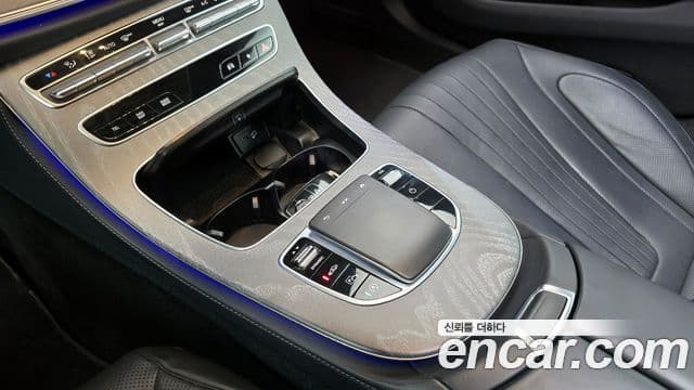 Mercedes-Benz CLS-Class 2022 — Photo 9/20