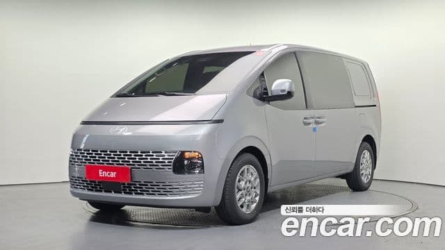 Hyundai Staria 2025 — Şəkil 1/20