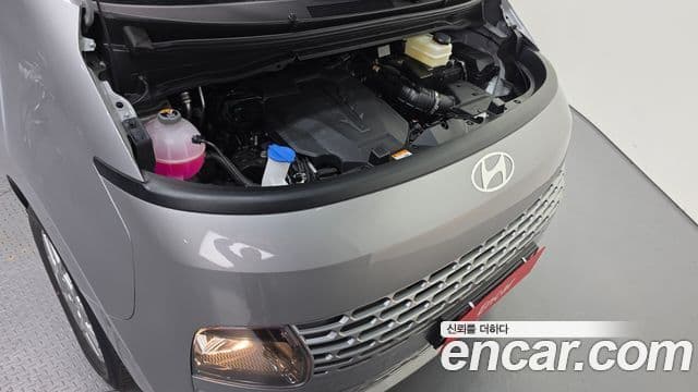 Hyundai Staria 2025 — Şəkil 6/20