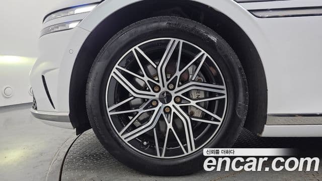 Genesis G90 2022 — Şəkil 4/20