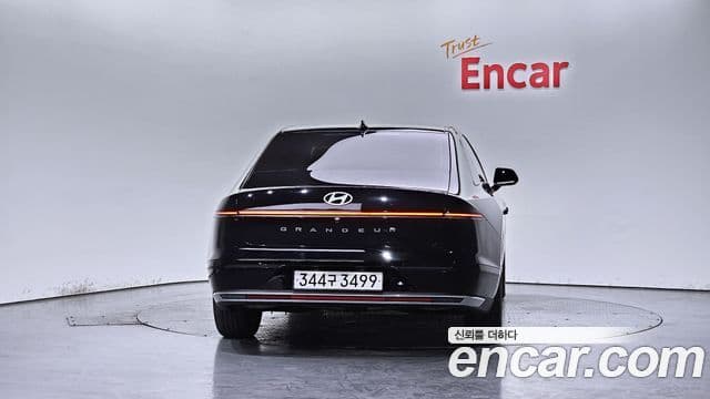 Hyundai Grandeur 2023 — ფოტო 4/20