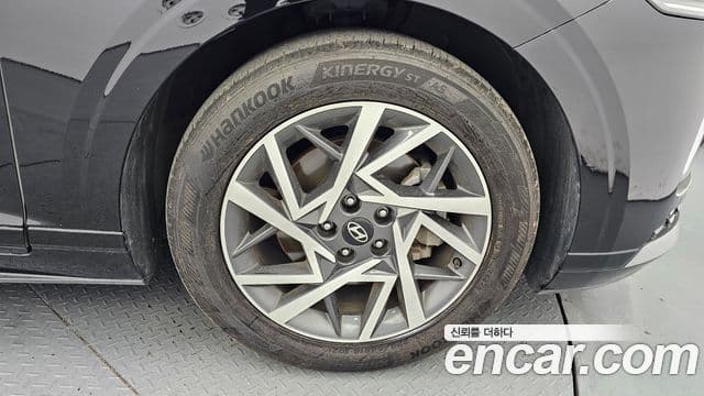 Hyundai Grandeur 2023 — ფოტო 5/20