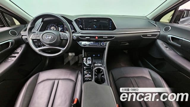 Hyundai Sonata 2020 — ფოტო 7/20