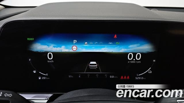 Kia Niro 2022 — фото 8 из 20