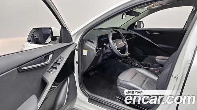 Kia Niro 2022 — фото 11 из 20