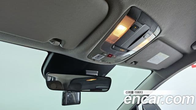Kia Niro 2022 — фото 17 из 20
