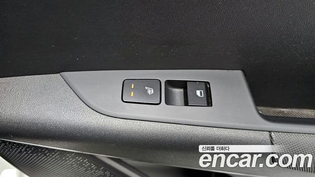Kia Niro 2022 — фото 19 из 20