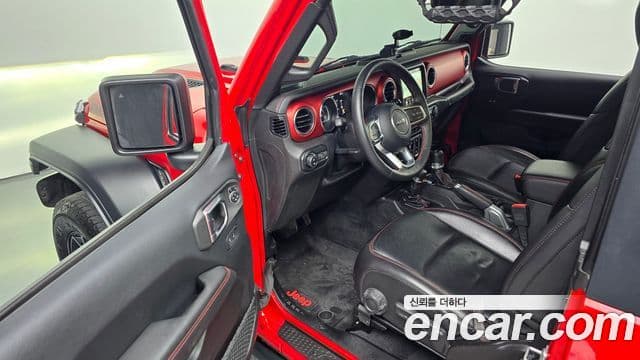 Jeep Wrangler 2019 — Фото 11/20
