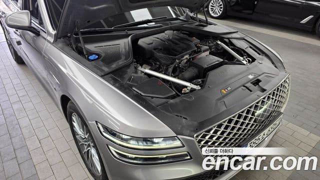 Genesis Electrified G80 2022 — ფოტო 6/20