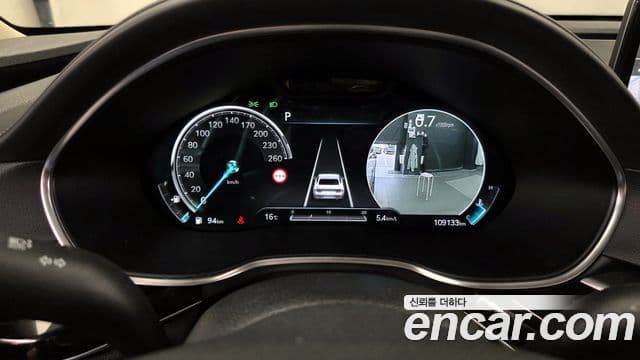 Genesis Electrified G80 2022 — ფოტო 8/20