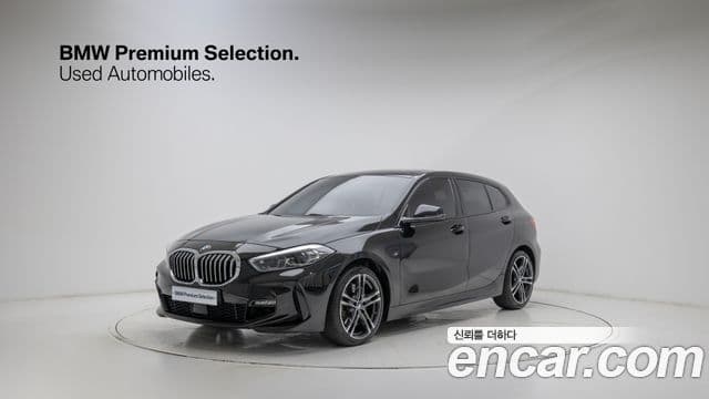 BMW 1 Series 2023 — ფოტო 20/20