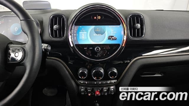 Mini Cooper Countryman 2023 — ფოტო 14/20