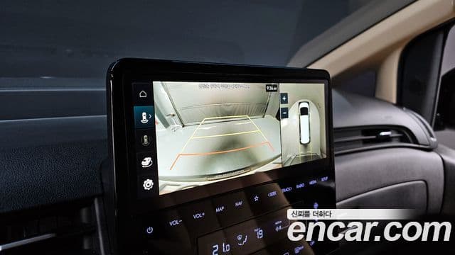 Hyundai Staria 2024 — фото 15 из 20