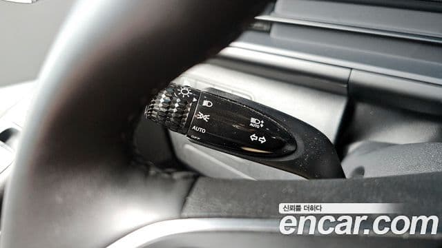Hyundai Staria 2024 — ფოტო 18/20