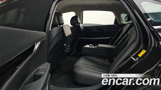 Genesis Electrified G80 2024 — Şəkil 12/20