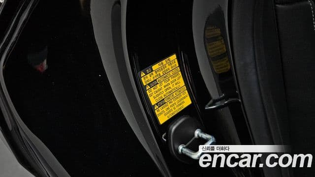 Genesis Electrified G80 2024 — Şəkil 19/20