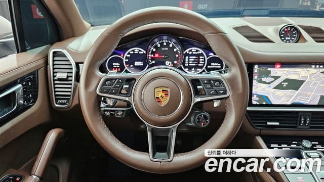 Porsche Cayenne 2021 — Şəkil 13/20