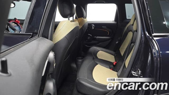 Mini Cooper S 2023 — Şəkil 12/20