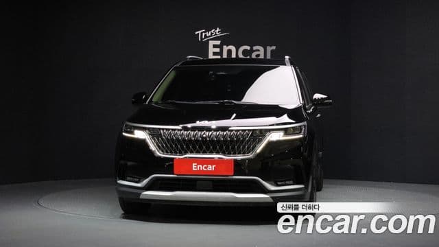 Kia Carnival 2022 — Фото 3/20