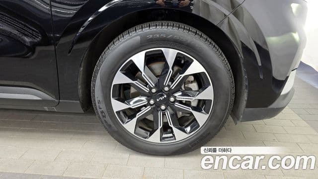 Kia Carnival 2022 — Фото 5/20