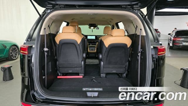 Kia Carnival 2022 — Фото 20/20