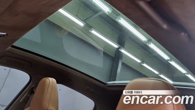 Porsche Cayenne 2023 — Photo 4/18