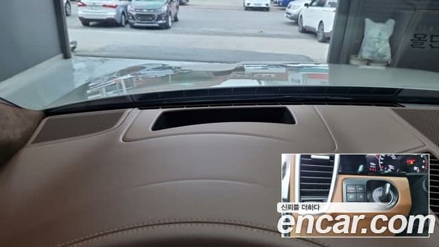 Porsche Cayenne 2023 — Photo 11/18