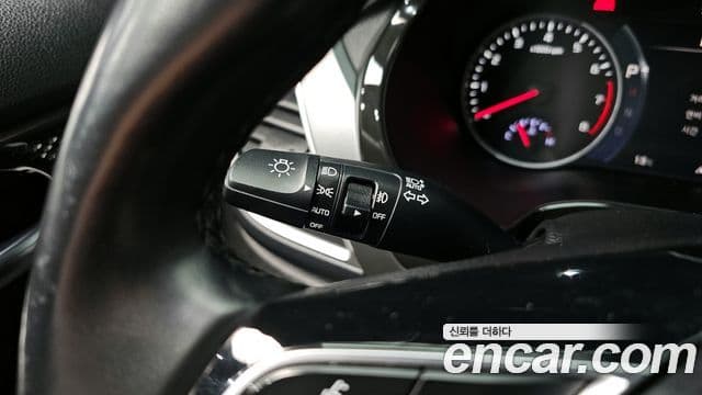 Kia Seltos 2022 — Şəkil 17/20