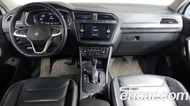 Volkswagen Tiguan 2022 — ფოტო 7/20