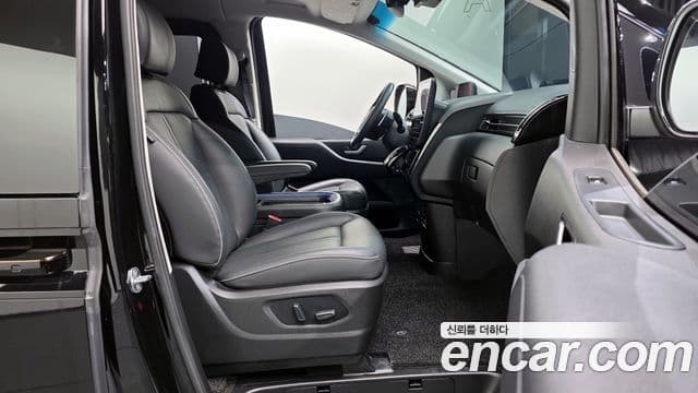 Hyundai Staria 2021 — Şəkil 10/20