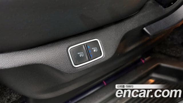 Hyundai Staria 2021 — Şəkil 18/20