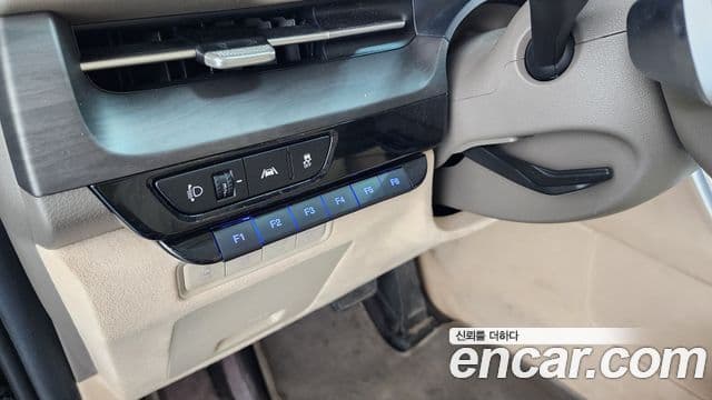 Kia Carnival 2020 — Şəkil 14/20