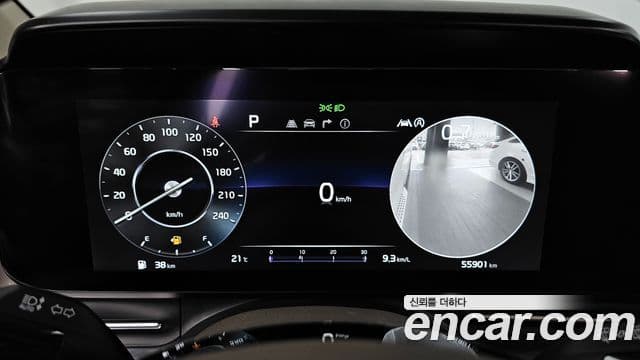 Kia Carnival 2021 — ფოტო 8/20