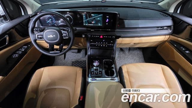 Kia Carnival 2023 — Şəkil 7/20