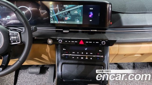 Kia Carnival 2023 — Şəkil 14/20