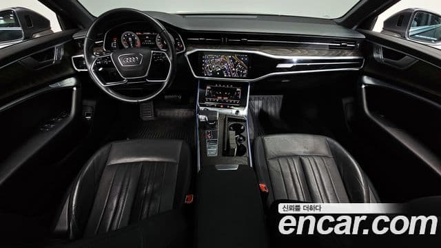Audi A6 2022 — ფოტო 7/20