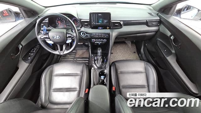 Hyundai Veloster 2021 — ფოტო 10/20