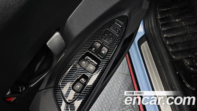 Hyundai Veloster 2021 — ფოტო 7/20