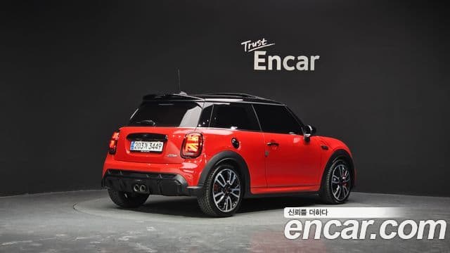 Mini Cooper S 2021 — ფოტო 2/20