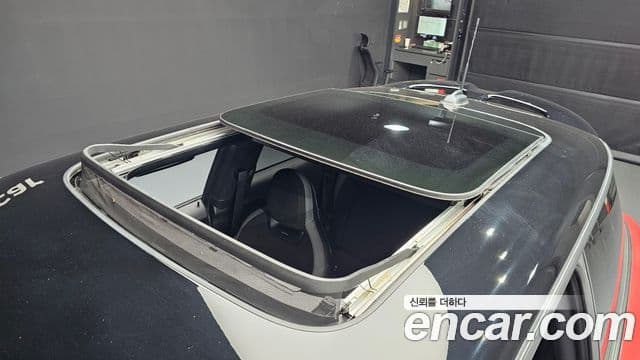 Mini Cooper S 2021 — ფოტო 19/20