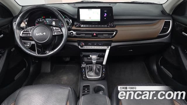 Kia Seltos 2022 — ფოტო 7/20