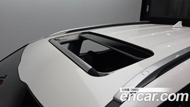 Kia Seltos 2022 — ფოტო 18/20