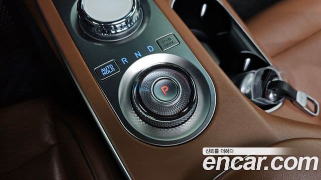 Genesis GV70 2021 — Şəkil 9/20
