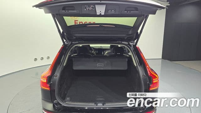 Volvo XC60 2019 — фото 20 из 20