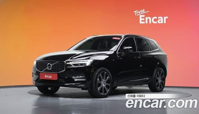 Volvo XC60 2019 — фото 1 из 20